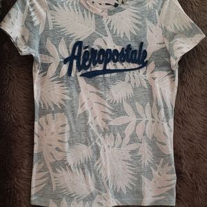 Women's Aeropostale Tonal Inside Out Look Palm Frond T-Shirt. Sz Med